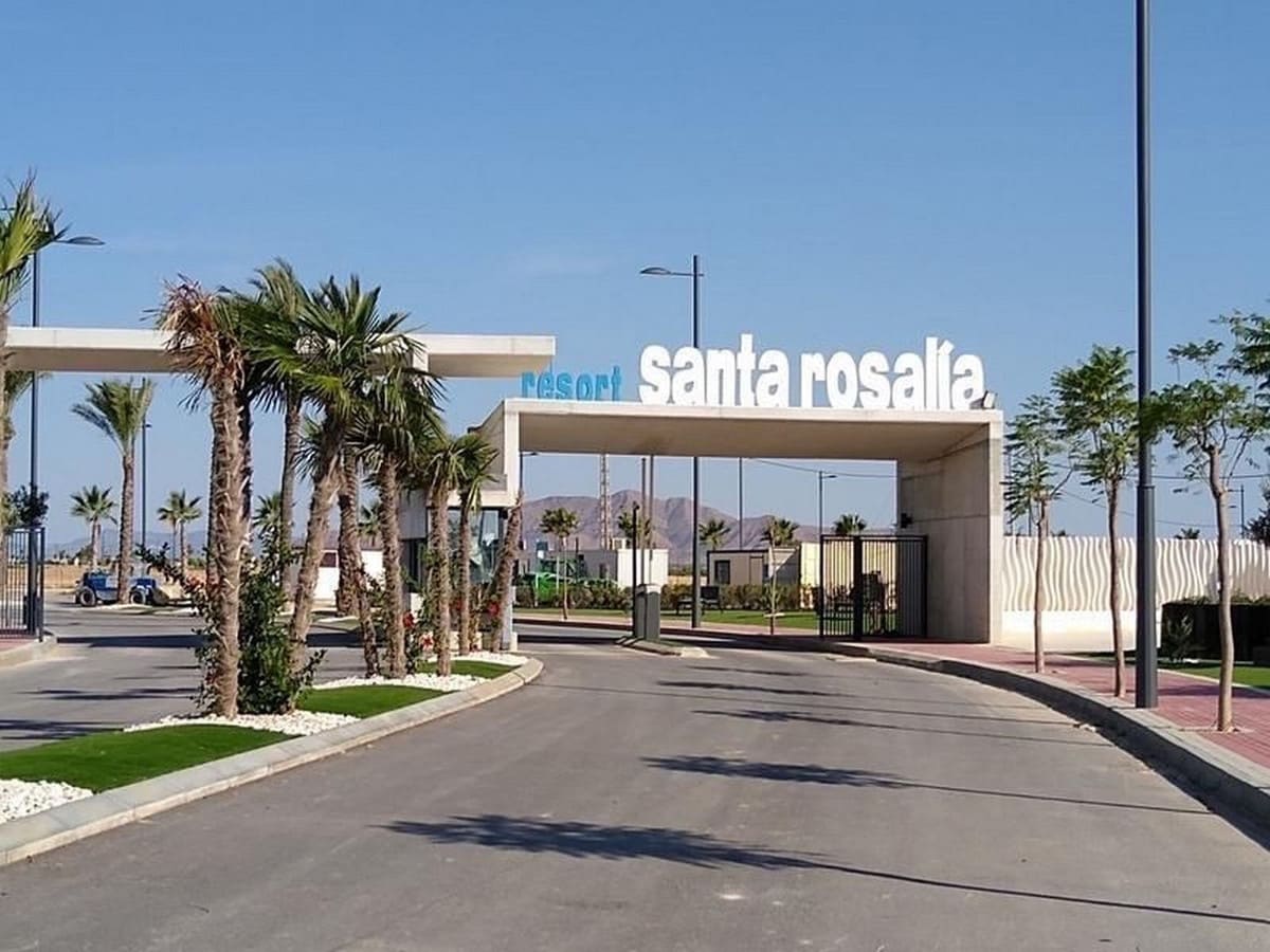 Apartamento de 2 habitaciones en Torre-Pacheco en venta con piscina garaje - 355.000 € (Ref: 9472795)