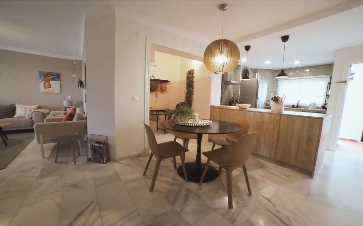 2 camera da letto Villetta Bifamiliare in vendita in Calahonda con piscina - 320.000 € (Rif: 9474047)