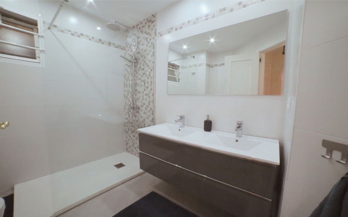 2 camera da letto Villetta Bifamiliare in vendita in Calahonda con piscina - 320.000 € (Rif: 9474047)