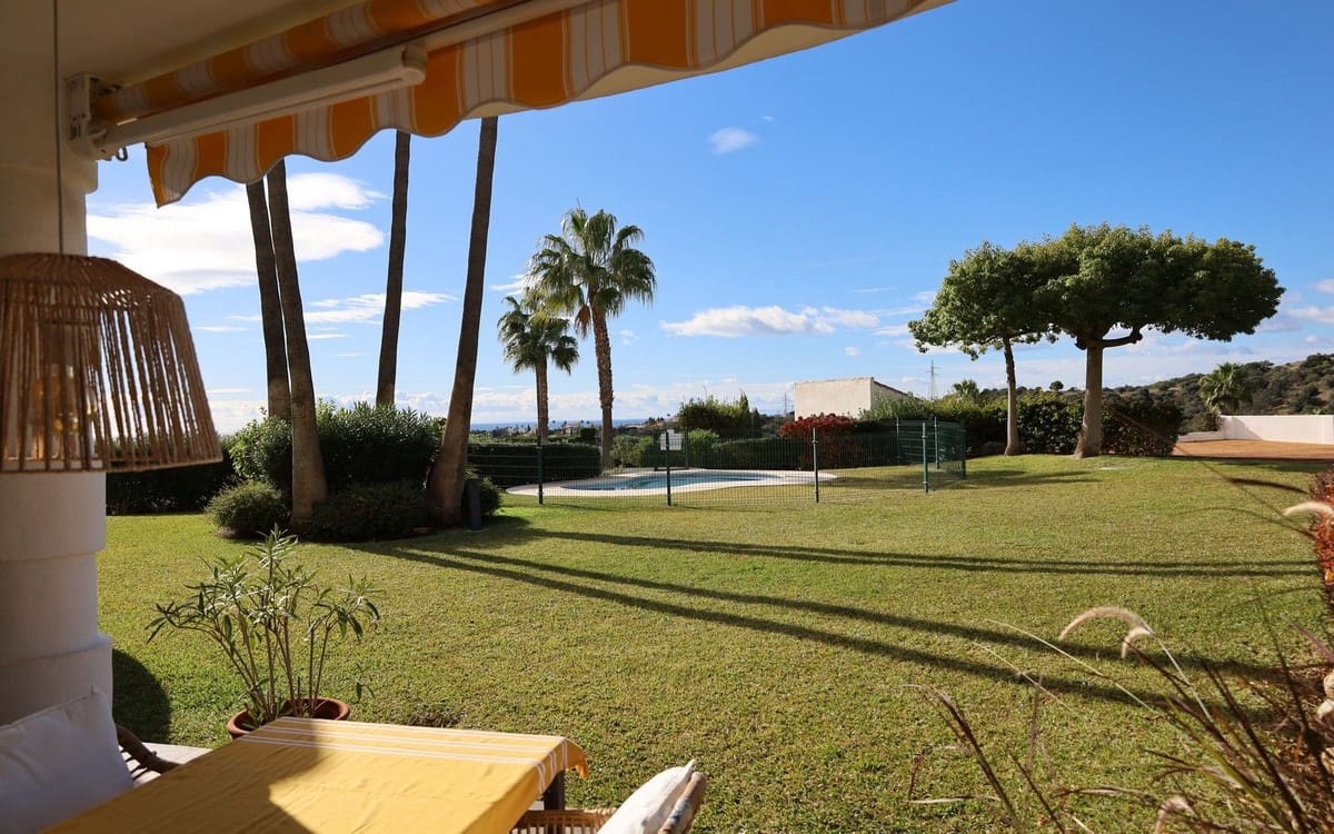 2 camera da letto Villetta Bifamiliare in vendita in Calahonda con piscina - 320.000 € (Rif: 9474047)