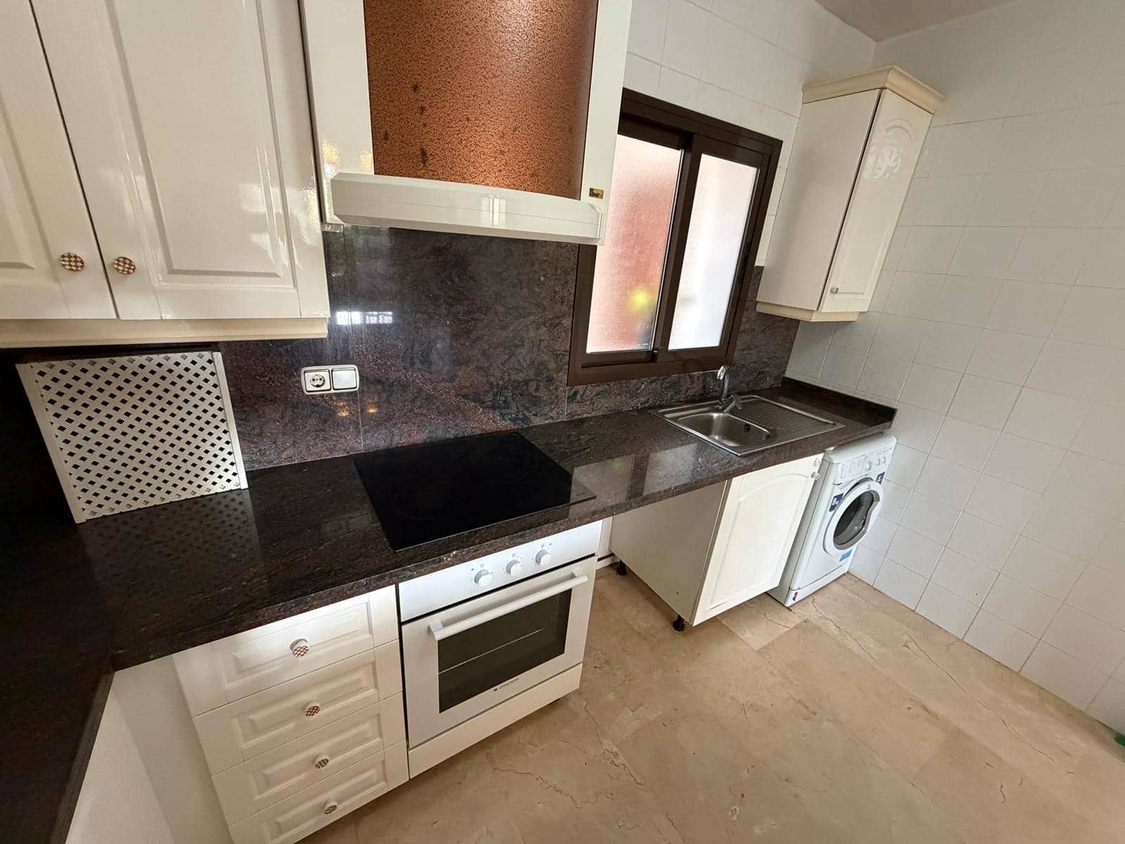 2 bedroom Apartment for sale in Orihuela Costa with pool - € 159,900 (Ref: 9475531)