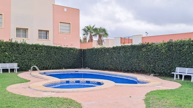 2 bedroom Semi-detached Villa for sale in Parque Acuático - Sector 25, Torrevieja with pool garage - € 180,000 (Ref: 9475534)