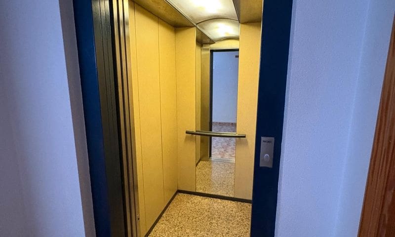 2 bedroom Apartment for sale in Torrevieja - € 187,500 (Ref: 9475540)