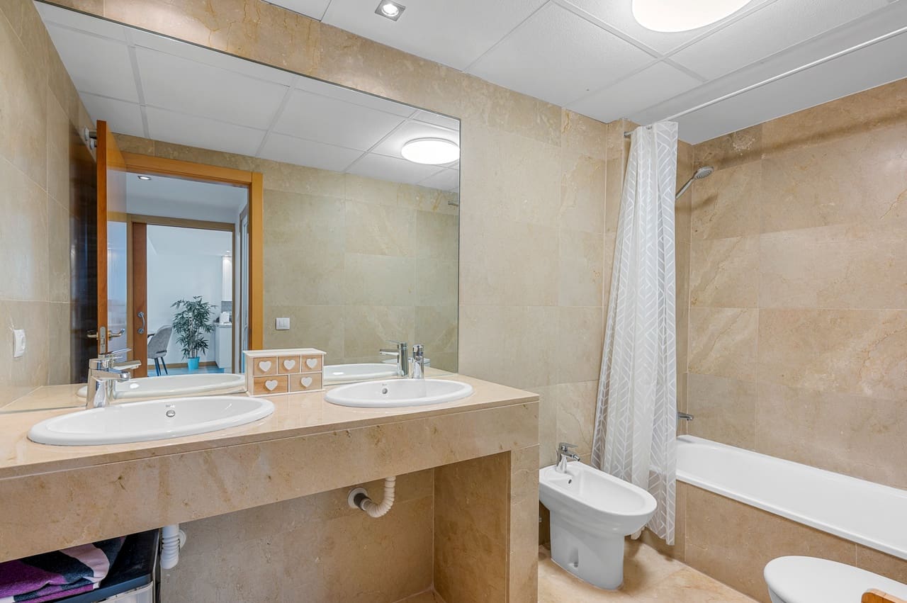 2 soveværelse Lejlighed til salg i Campoamor med garage - € 185.000 (Ref: 9475542)