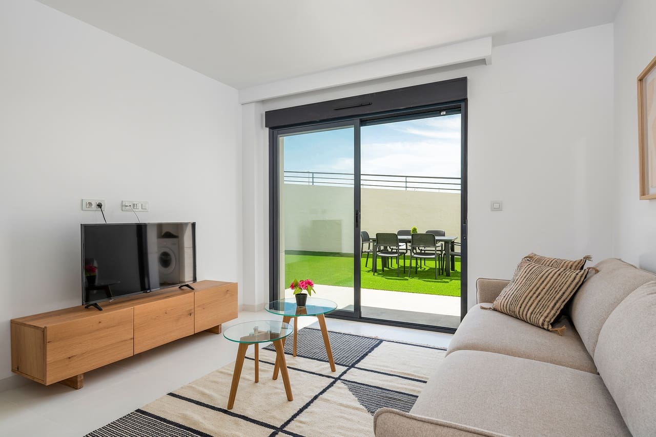 2 bedroom Apartment for sale in San Miguel de Salinas with garage - € 220,000 (Ref: 9475545)