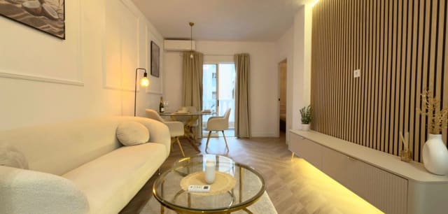 2 bedroom Apartment for sale in Parque de las Naciones, Torrevieja with pool - € 169,000 (Ref: 9481106)