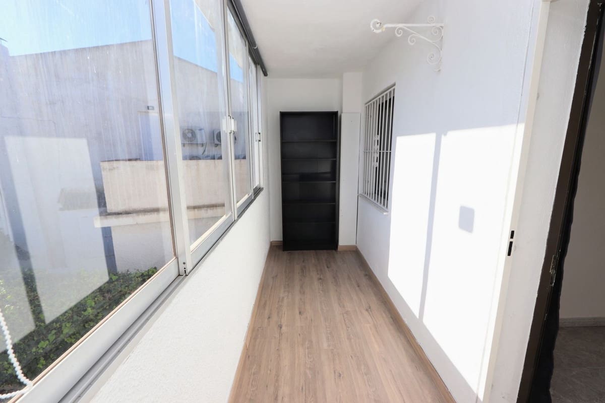 Pareado de 3 habitaciones en Los Balcones en venta - 165.000 € (Ref: 9481110)