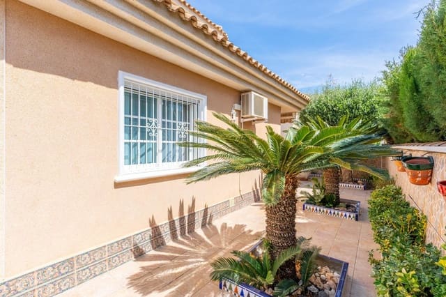 3 Zimmer Villa zu verkaufen in Los Balcones - Los Altos, Torrevieja mit Pool - 340.000 € (Ref: 9481954)