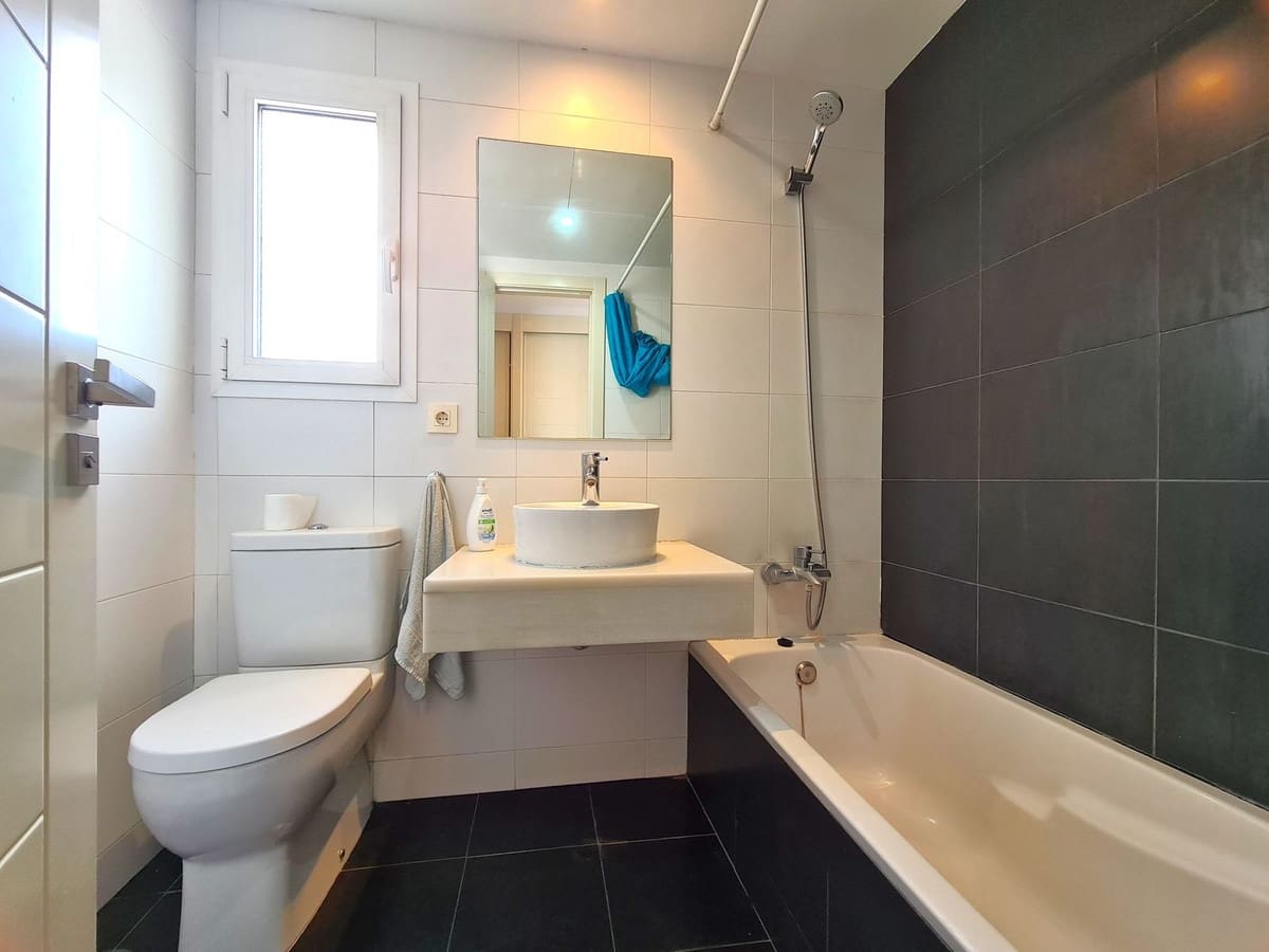 3 chambre Appartement à vendre à Estepona - 319 000 € (Ref: 9485221)