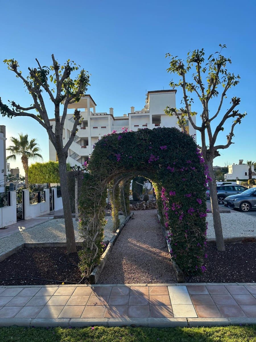 2 quarto Apartamento para venda em Campoamor com piscina - 189 995 € (Ref: 9486356)