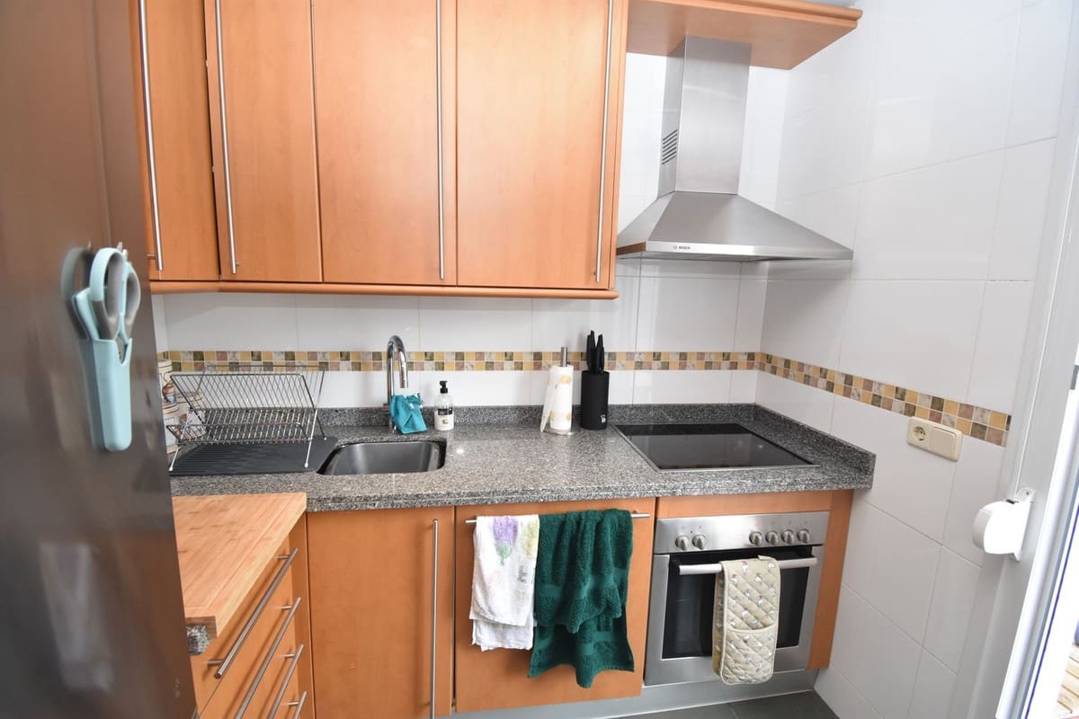 2 Zimmer Apartment zu verkaufen in La Cala de Mijas mit Pool - 349.000 € (Ref: 9488252)