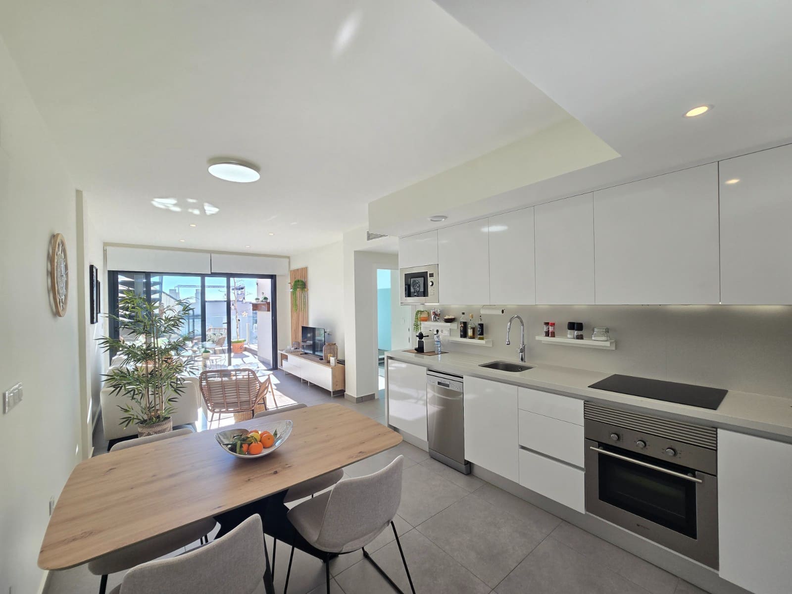 2 bedroom Apartment for sale in Orihuela Costa with pool garage - € 335,000 (Ref: 9488257)