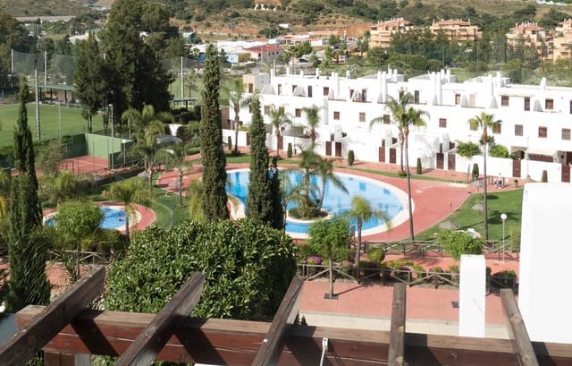 3 sypialnia Apartament na sprzedaż w La Cala de Mijas, Mijas z basenem garażem - 850 000 € (Ref: 9488259)
