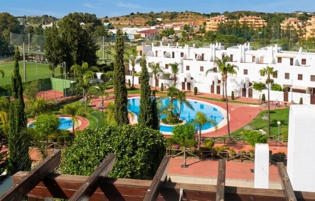 3 makuuhuone Huoneisto myytävänä paikassa La Cala de Mijas, Mijas mukana uima-altaan 
autotalli - 850 000 € (Ref: 9488259)