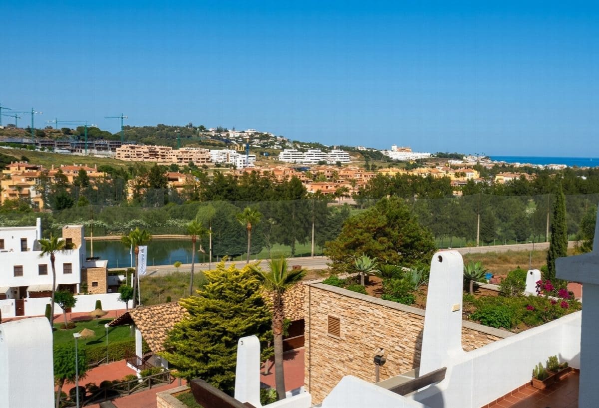 3 bedroom Villa for sale in La Cala de Mijas with pool garage - € 850,000 (Ref: 9488259)