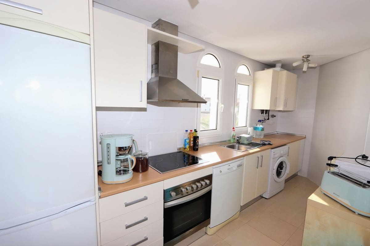 2 soveværelse Lejlighed til salg i Roldan med swimmingpool garage - € 170.000 (Ref: 9491184)