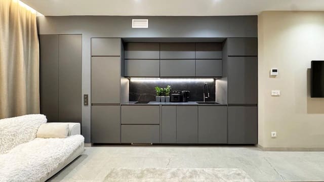 1 Zimmer Apartment zu verkaufen in Avenida Habaneras - Curva de Palangre, Torrevieja - 155.000 € (Ref: 9494394)