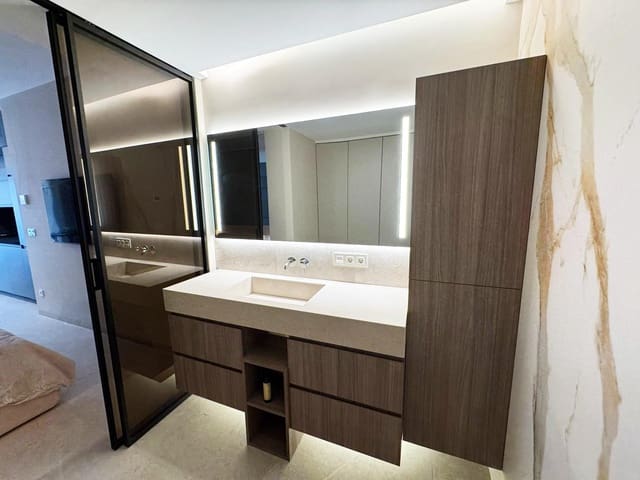 1 Zimmer Apartment zu verkaufen in Avenida Habaneras - Curva de Palangre, Torrevieja - 155.000 € (Ref: 9494394)