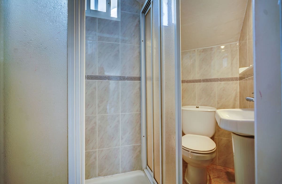 2 bedroom Apartment for sale in Calahonda - € 275,000 (Ref: 9494395)