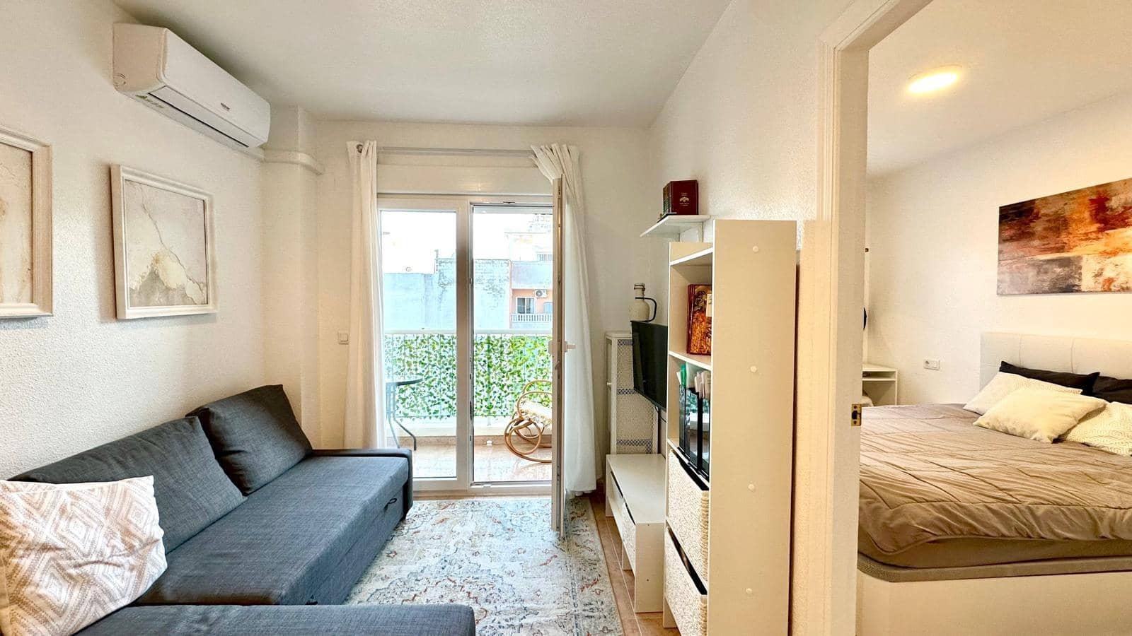 2 bedroom Penthouse for sale in Torrevieja - € 149,900 (Ref: 9497237)