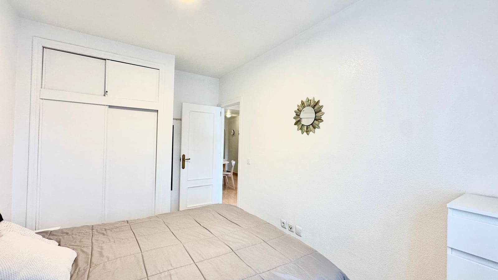 2 bedroom Penthouse for sale in Torrevieja - € 149,900 (Ref: 9497237)