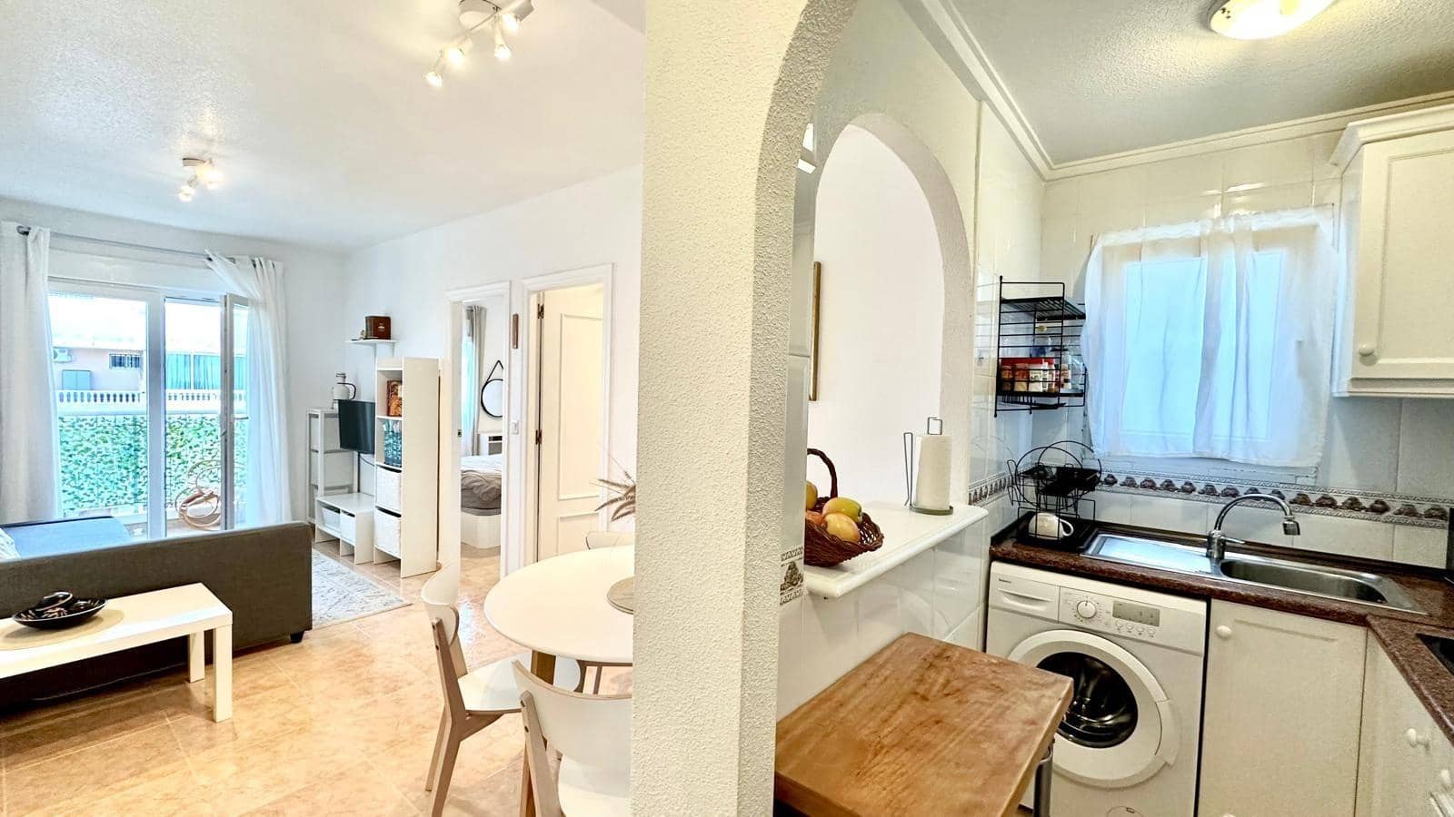 2 bedroom Penthouse for sale in Torrevieja - € 149,900 (Ref: 9497237)