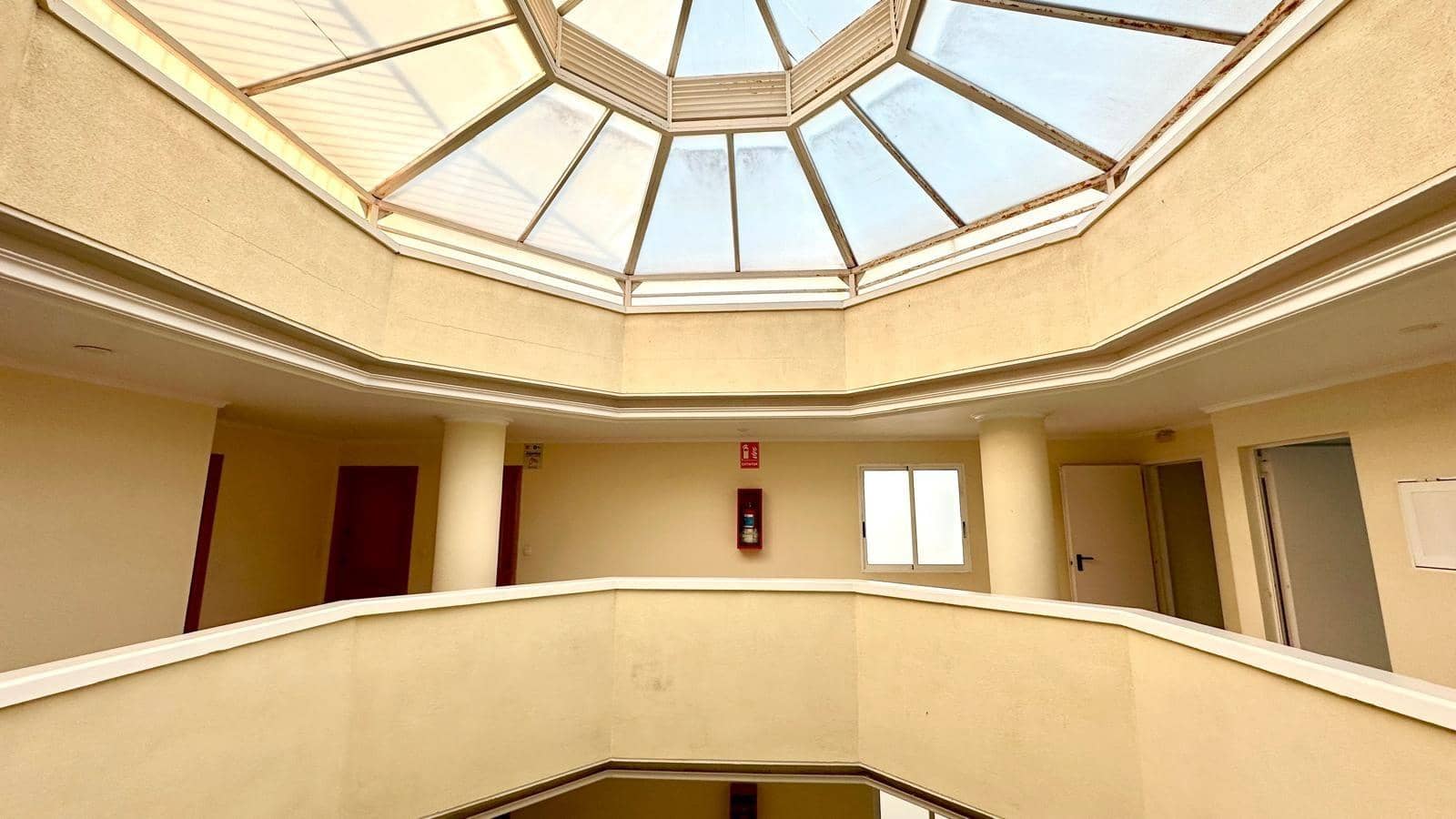 2 bedroom Penthouse for sale in Torrevieja - € 149,900 (Ref: 9497237)