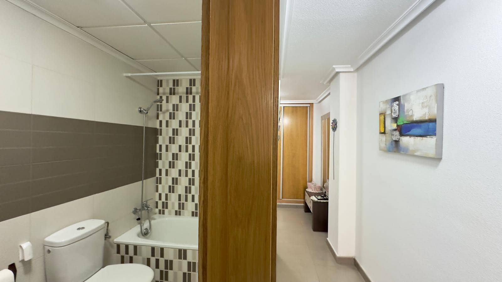 Apartamento de 2 habitaciones en Torrevieja en venta - 144.900 € (Ref: 9497238)