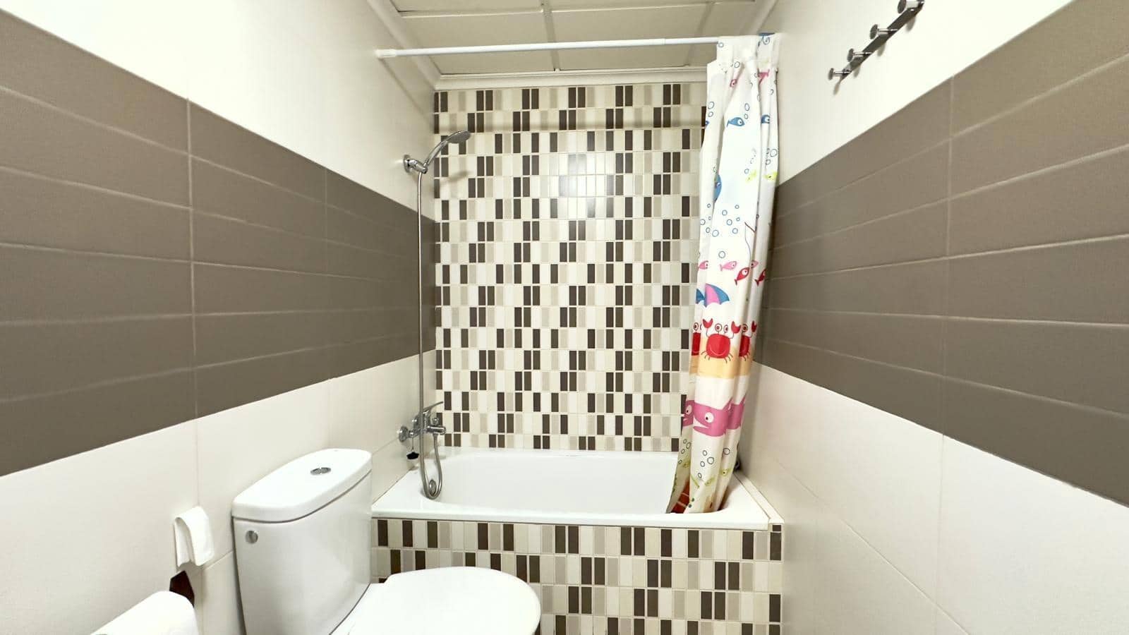 Apartamento de 2 habitaciones en Torrevieja en venta - 144.900 € (Ref: 9497238)