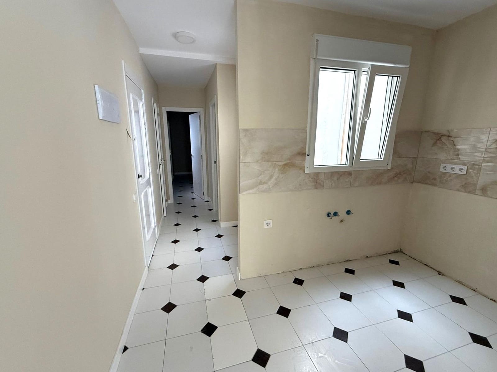 3 sovrum Lägenhet till salu i Torrevieja - 159 000 € (Ref: 9497239)