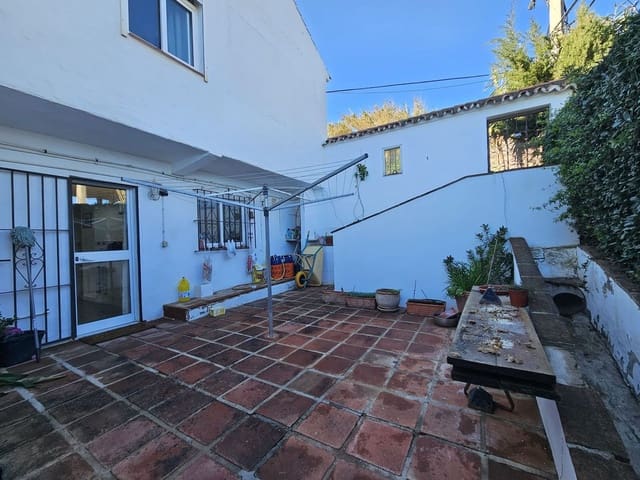 3 chambre Maison de Ville à vendre à Manilva Pueblo, Manilva - 395 000 € (Ref: 9497240)