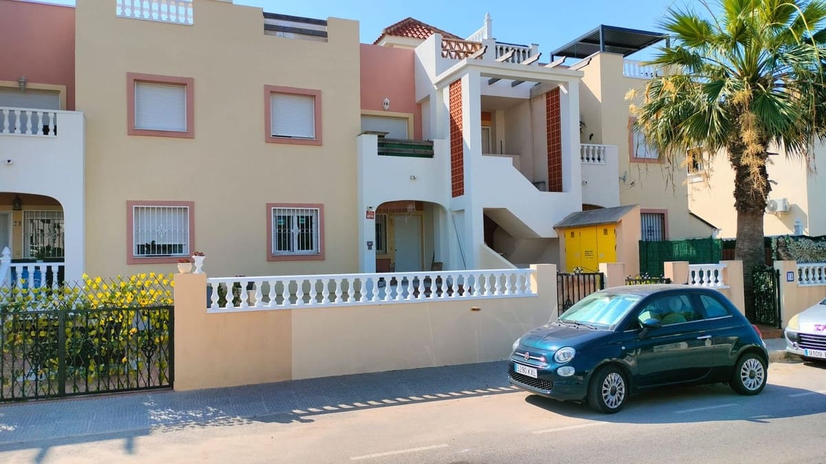 2 bedroom Apartment for sale in La Zenia with pool - € 205,900 (Ref: 9502126)