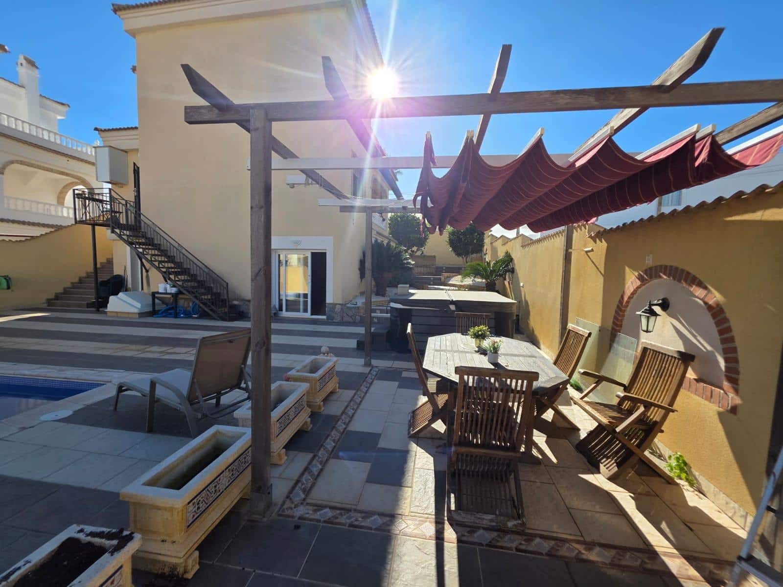 4 chambre Villa/Maison à vendre à Orihuela Costa avec piscine - 354 000 € (Ref: 9502134)