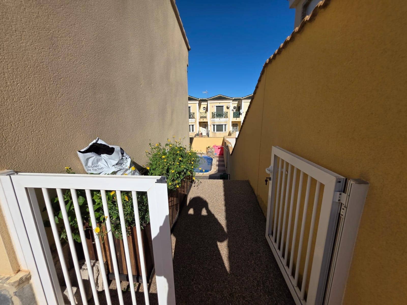 Chalet de 4 habitaciones en Orihuela Costa en venta con piscina - 348.900 € (Ref: 9502134)