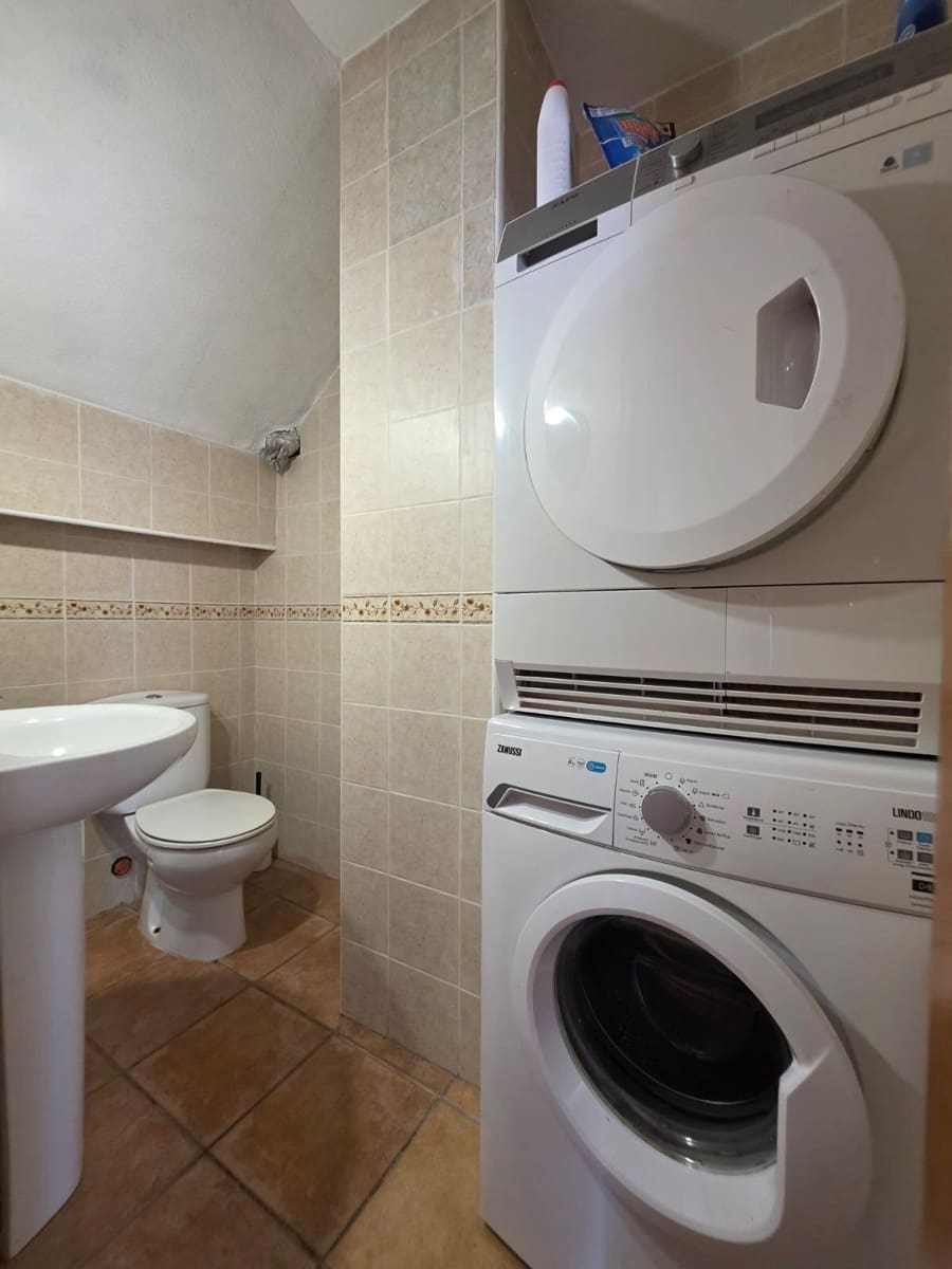 Chalet de 4 habitaciones en Orihuela Costa en venta con piscina - 348.900 € (Ref: 9502134)