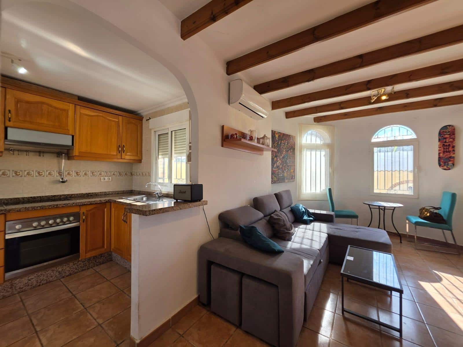 Chalet de 4 habitaciones en Orihuela Costa en venta con piscina - 348.900 € (Ref: 9502134)