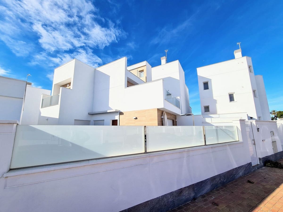 3 camera da letto Villa in vendita in San Pedro del Pinatar con piscina garage - 397.000 € (Rif: 9502135)
