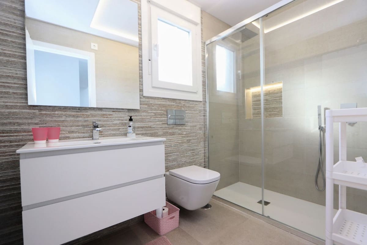 3 camera da letto Villa in vendita in San Pedro del Pinatar con piscina garage - 397.000 € (Rif: 9502135)