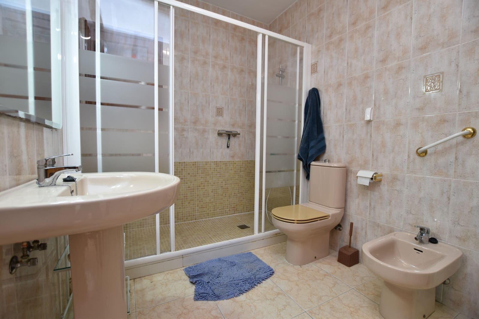 Pareado de 3 habitaciones en Orihuela Costa en venta - 239.000 € (Ref: 9502136)