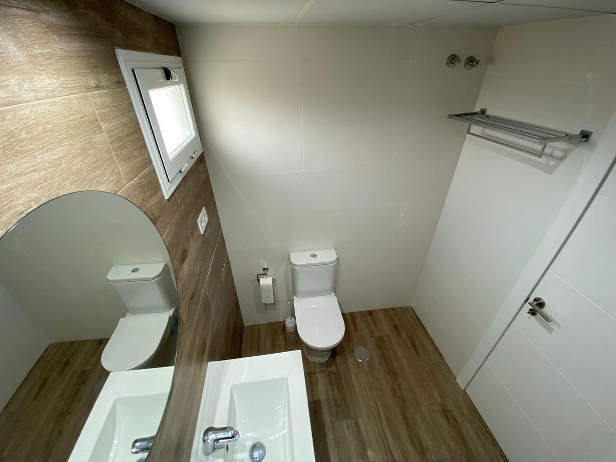 3 makuuhuone Huoneisto myytävänä paikassa Fuengirola mukana uima-altaan - 340 000 € (Ref: 9504008)