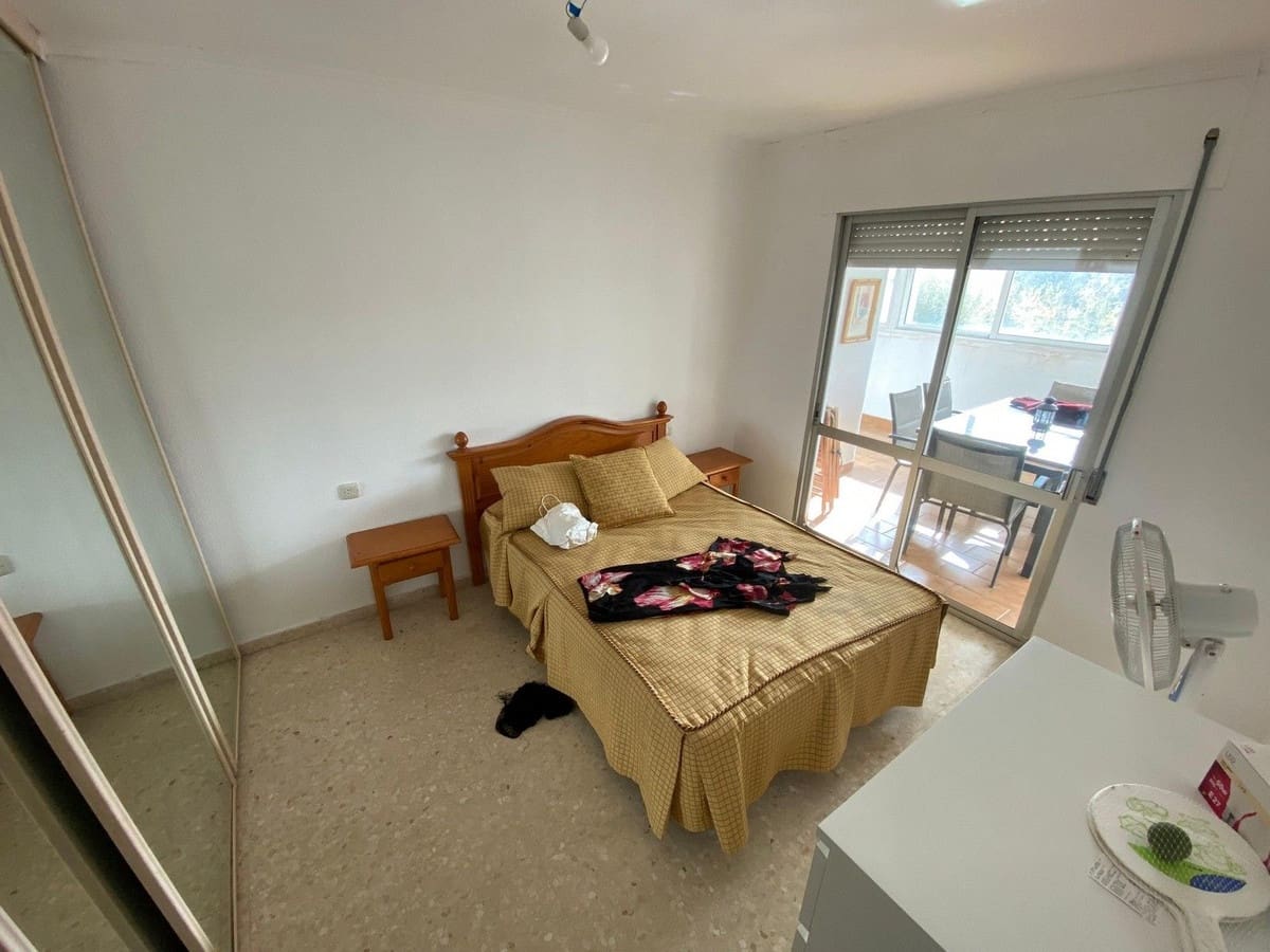 3 makuuhuone Huoneisto myytävänä paikassa Fuengirola mukana uima-altaan - 340 000 € (Ref: 9504008)