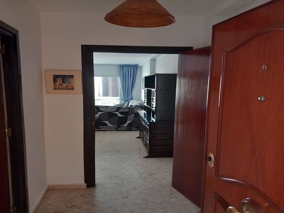 3 bedroom Apartment for sale in Fuengirola with pool - € 340,000 (Ref: 9504008)