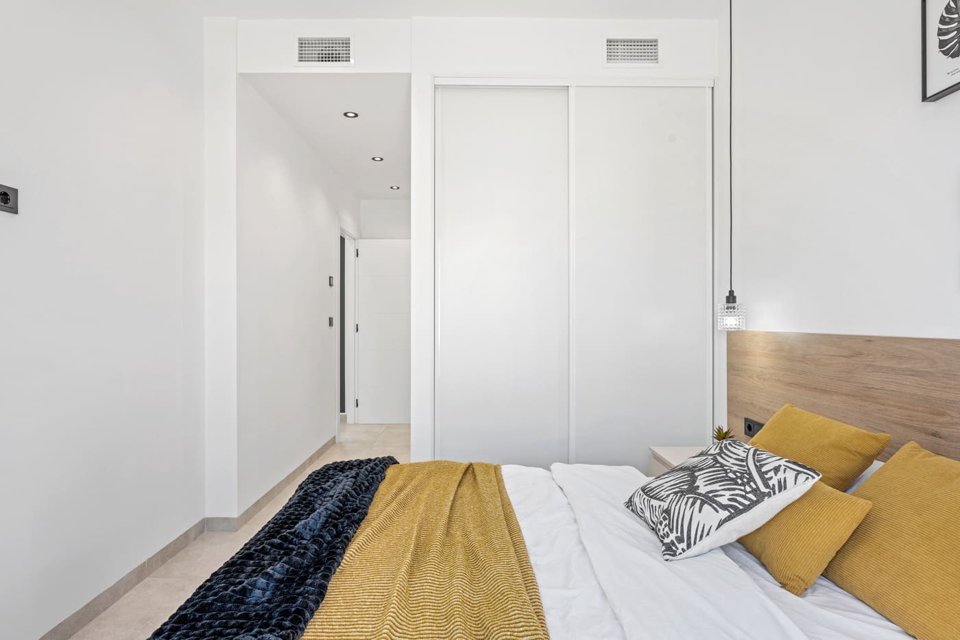 3 bedroom Villa for sale in Orihuela Costa with pool - € 519,500 (Ref: 9504019)