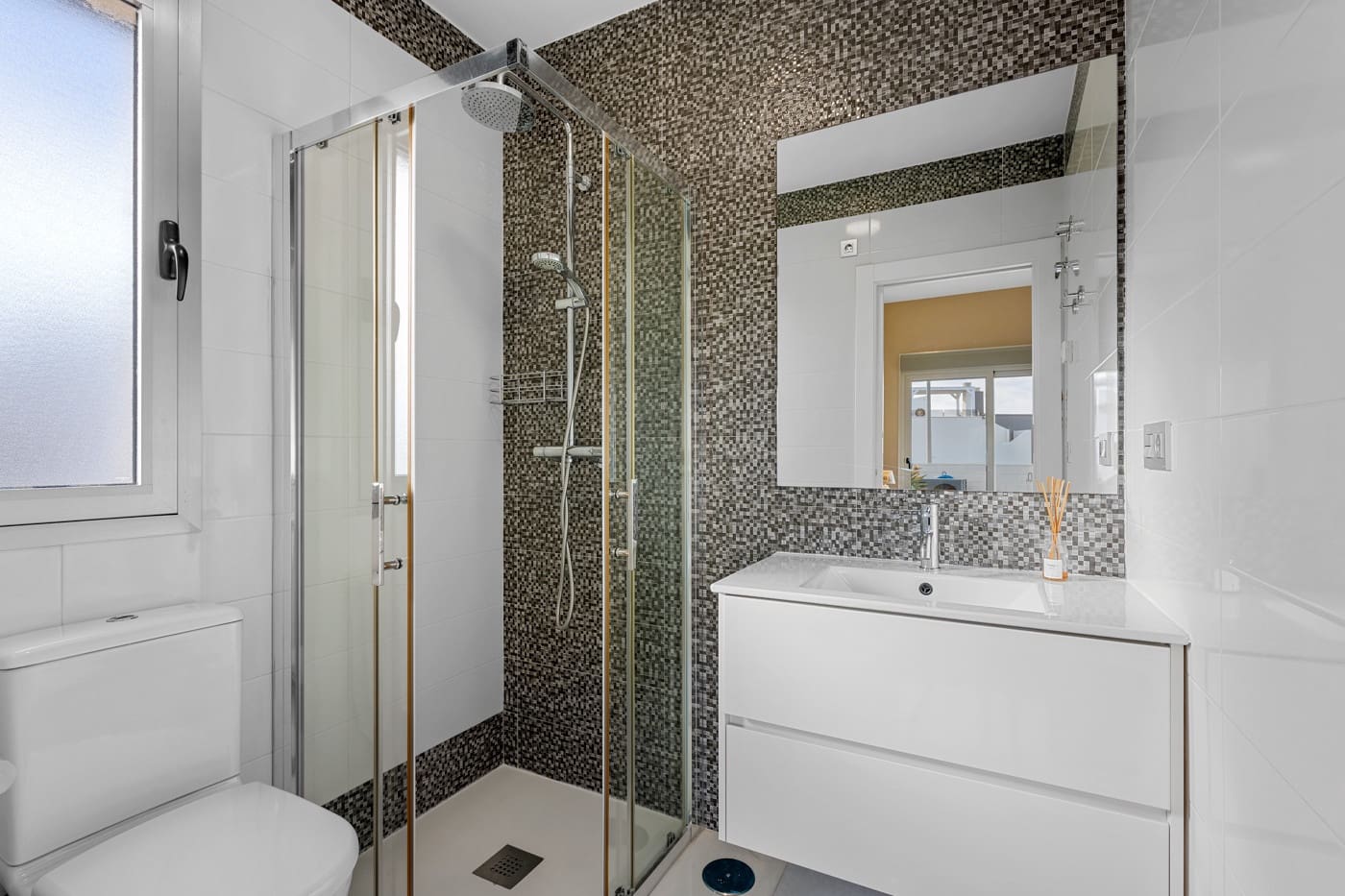 5 camera da letto Villa in vendita in Villamartin con piscina - 469.000 € (Rif: 9504020)