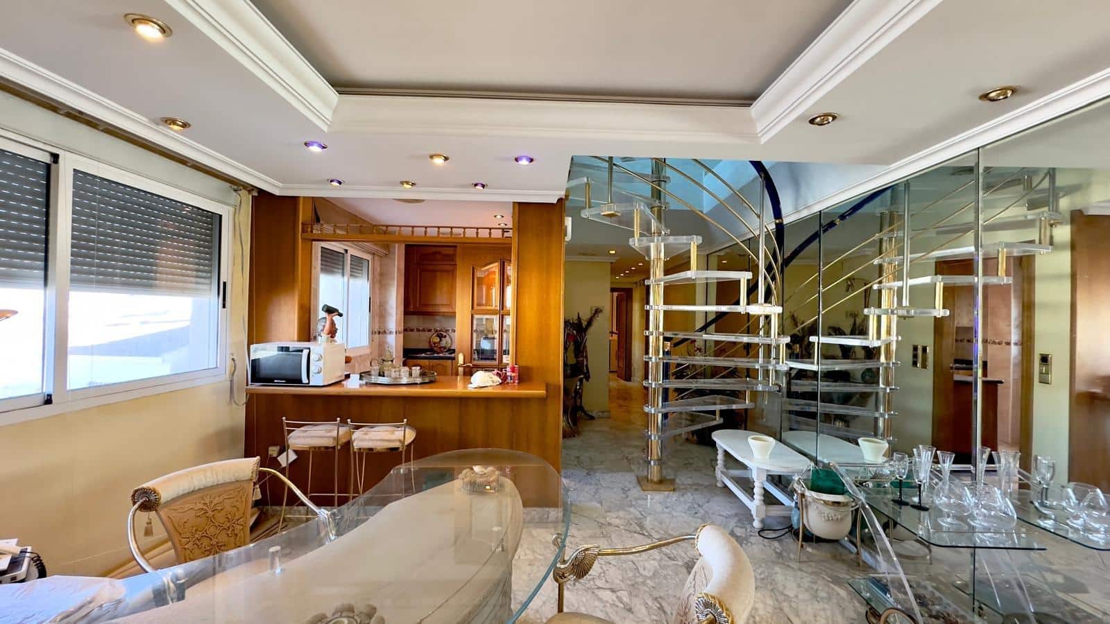 2 slaapkamer Penthouse te koop in Torrevieja - € 449.900 (Ref: 9504023)