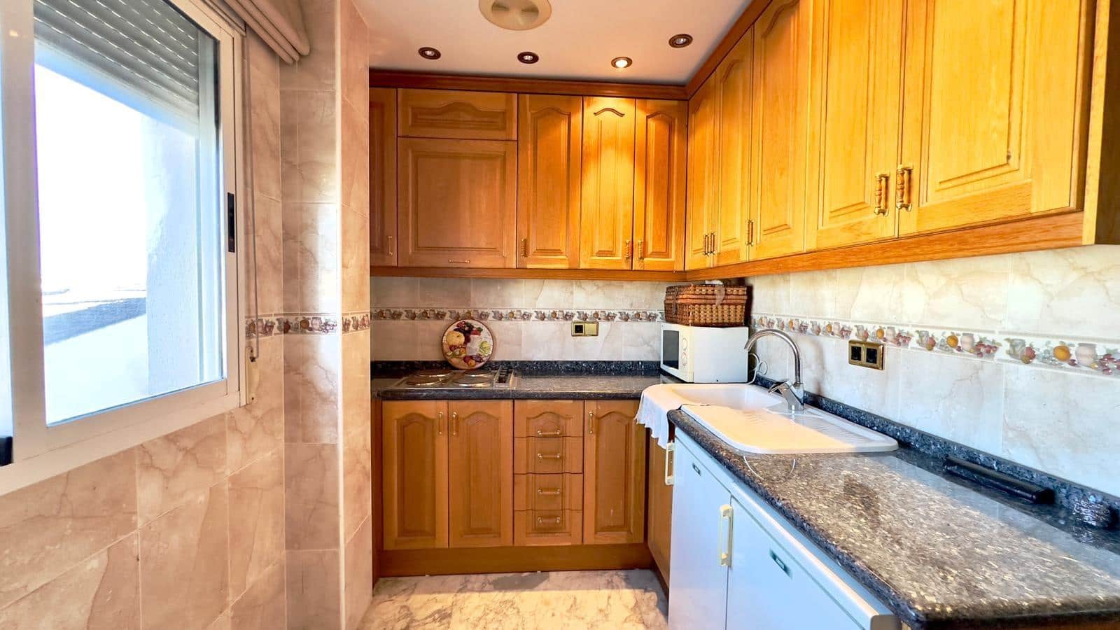 2 slaapkamer Penthouse te koop in Torrevieja - € 449.900 (Ref: 9504023)