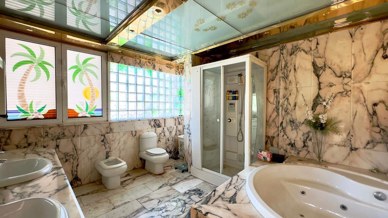 2 makuuhuone Kattohuoneisto myytävänä paikassa Torrevieja - 449 900 € (Ref: 9504023)