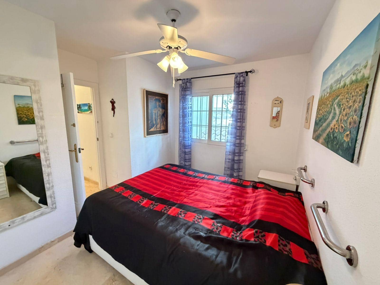 Pareado de 3 habitaciones en Orihuela Costa en venta con piscina - 245.000 € (Ref: 9504025)