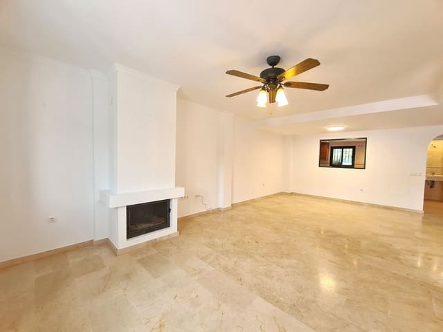 3 chambre Maison de Ville à vendre à Manilva Pueblo, Manilva - 619 000 € (Ref: 9504027)