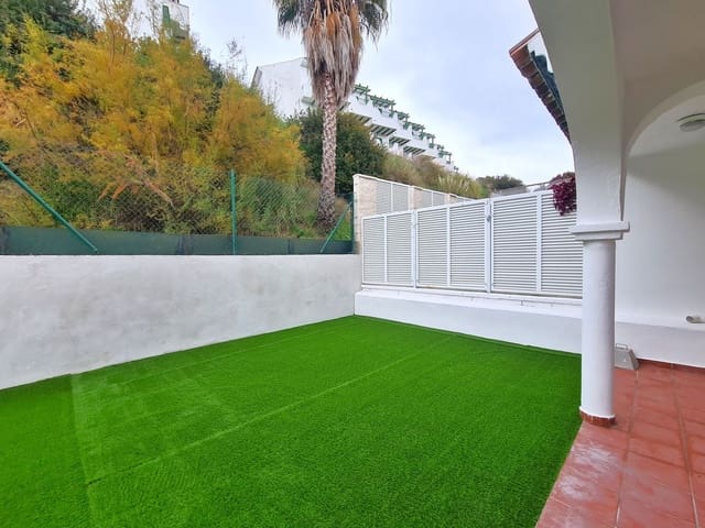 3 chambre Maison de Ville à vendre à Manilva Pueblo, Manilva - 619 000 € (Ref: 9504027)